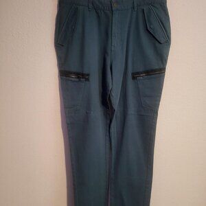 Strivers Row Pant